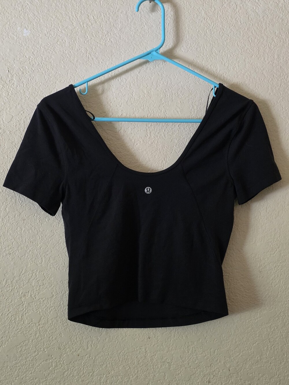 Lululemon Black Scoop Neck Short Sleeve Women's Top Size M